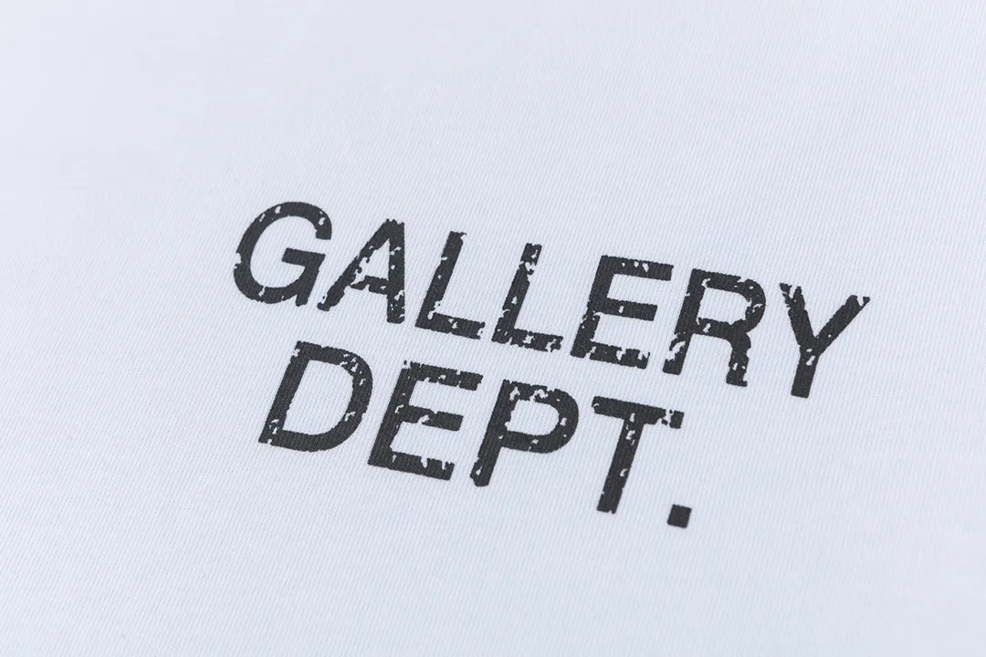 Model D137 Gallery dept American fashion brand dot printing high street short-sleeved T-shirt, the printing is breathable, soft and non-sticky. After shrinking and shaping, it is soft, comfortable and breathable, does not pill, does not fade and does not change shape, S to XL, p106